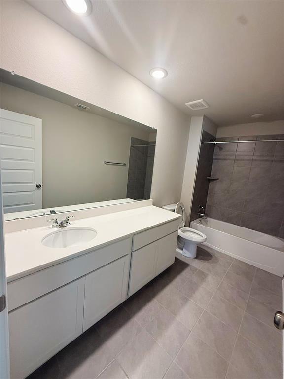 Building Photo - 12200 Dillon Fls Dr