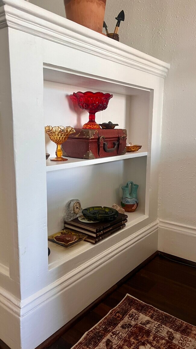 Building Photo - 5006 Hardy St