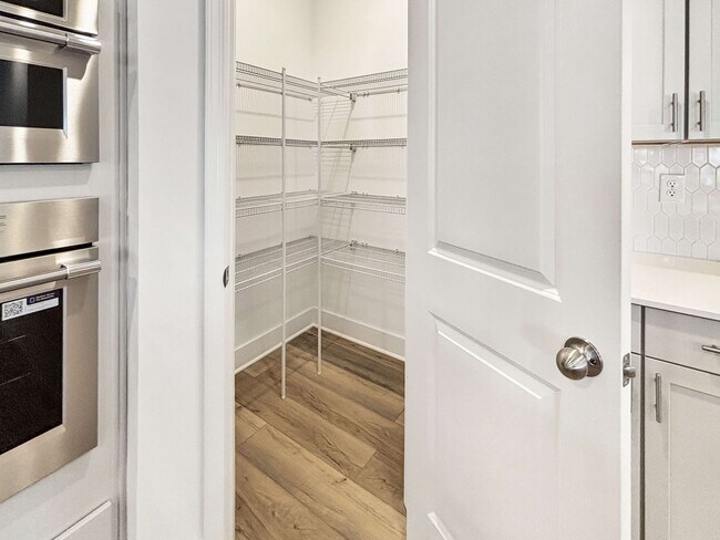 Building Photo - Brand New 4 BR/ 3.5 BA Home in Woodstock!