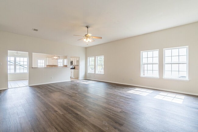 Building Photo - 13803 Laramie Hill