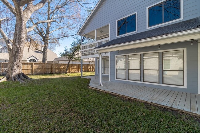 Building Photo - 19002 Walden Forest Dr