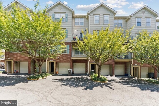 Building Photo - 11892 Breton Ct