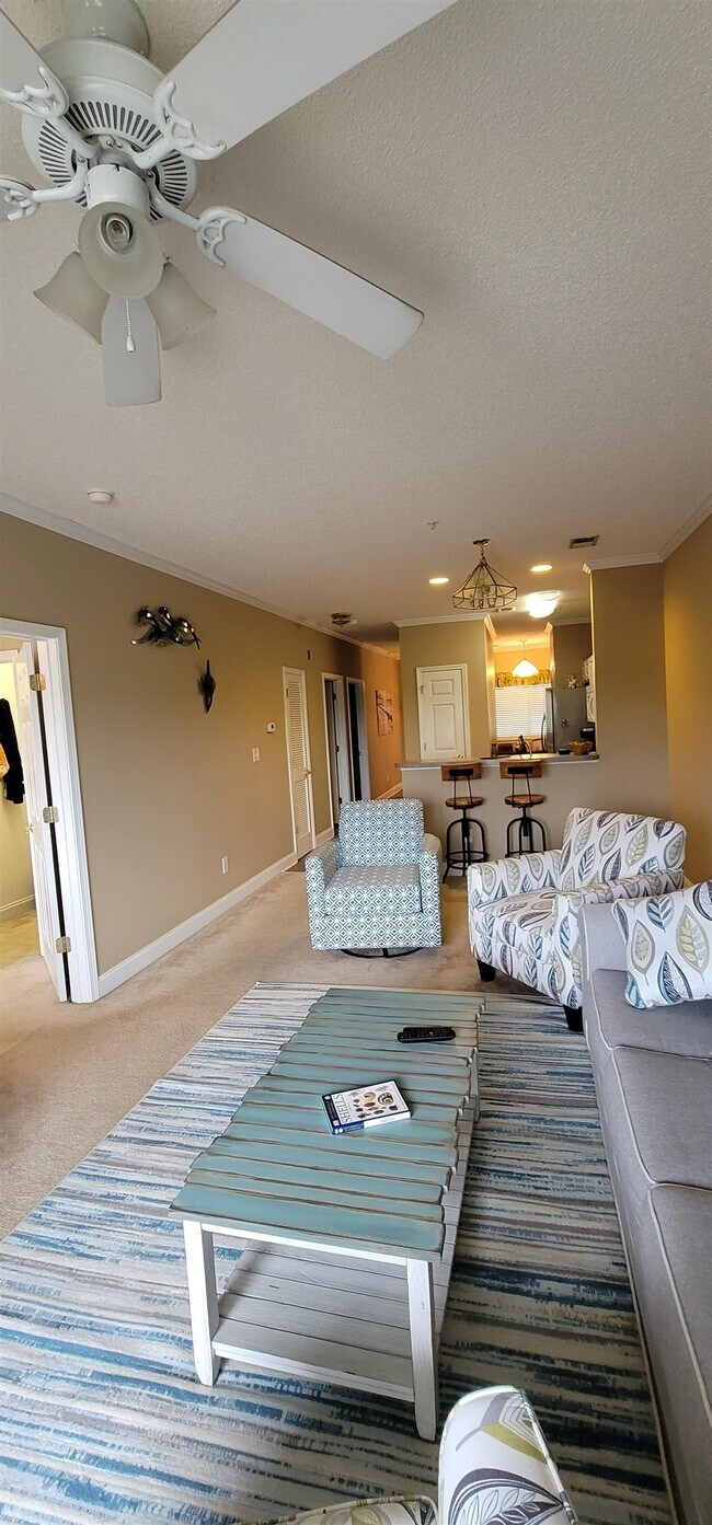 Building Photo - 1100 Commons Blvd