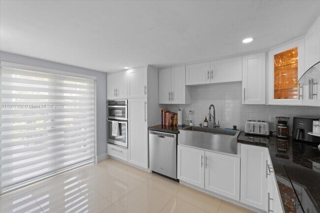 Building Photo - 7161 SW 55th Terrace W