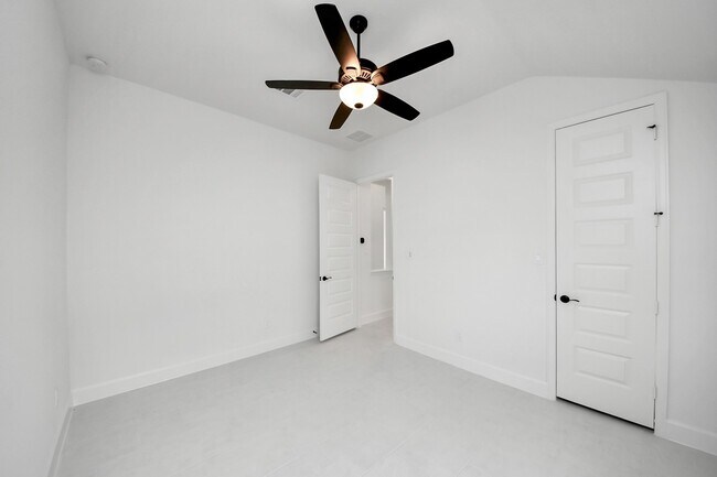 Building Photo - 8706 Incandesce Rise Dr