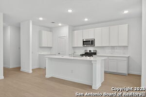 Building Photo - 3513 scooter