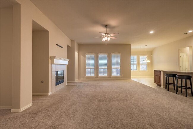 Building Photo - 165 Lady Bird Ln