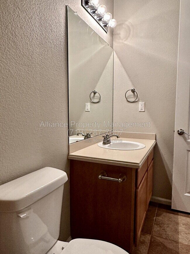 Building Photo - 2075 Bobcat Valley Ct
