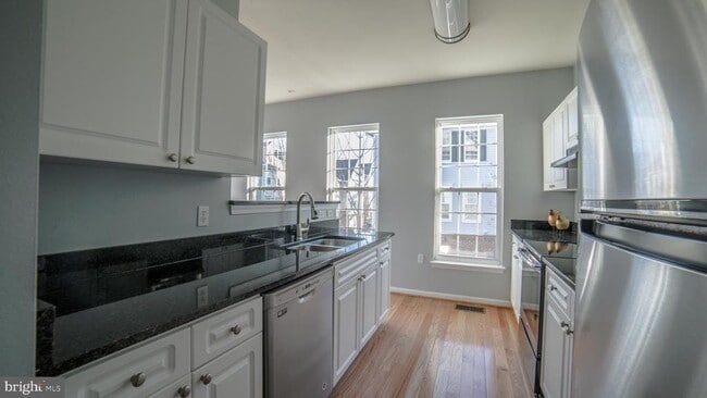 Building Photo - 8067 Nicosh Cir Ln