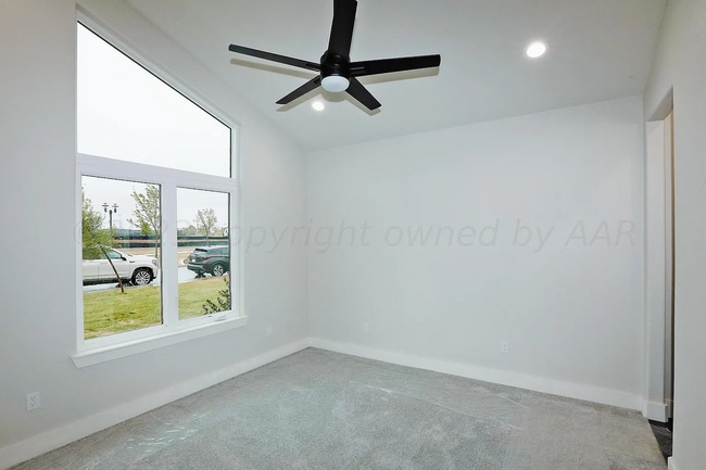Building Photo - 9405 Rockridge Pkwy
