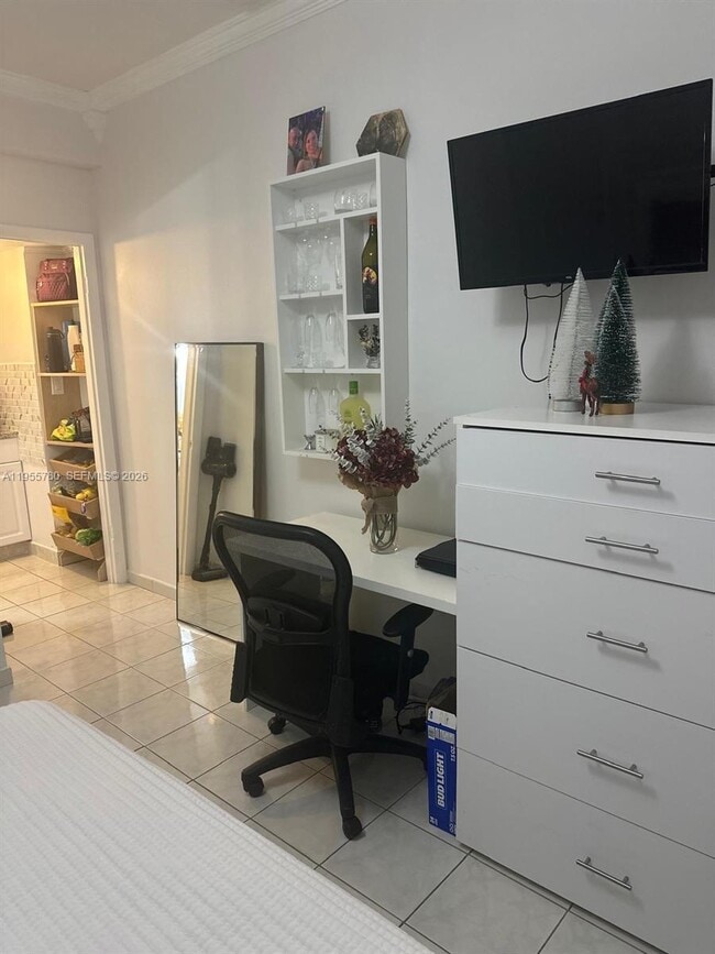 Building Photo - 12285 SW 10th Terrace