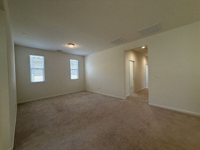 Building Photo - 3654 el Dala Ln