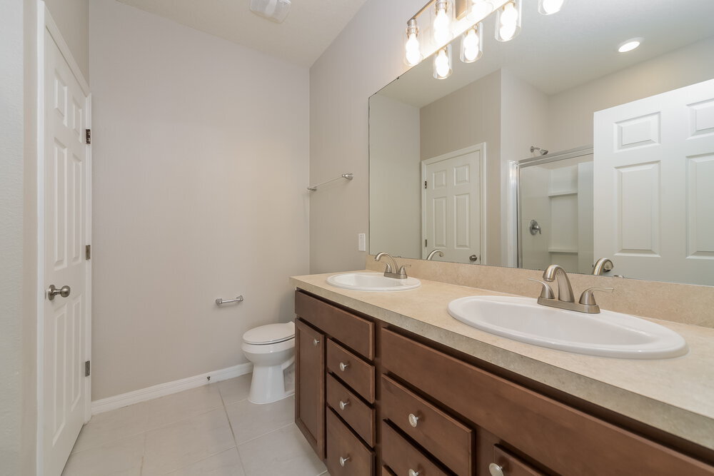 Building Photo - 1733 Cayman Cove Cir