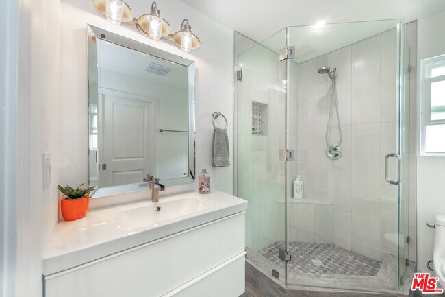 Building Photo - 4629 Cerro Verde Pl