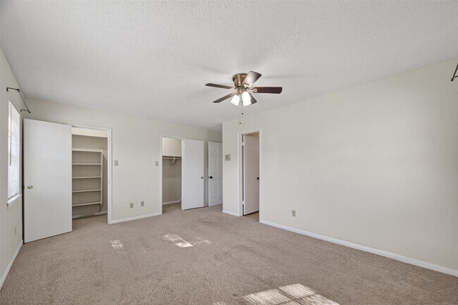 Building Photo - 14381 Still Meadow Dr