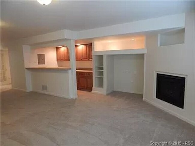 Building Photo - Amazing Home in Desirable District 20 – No...