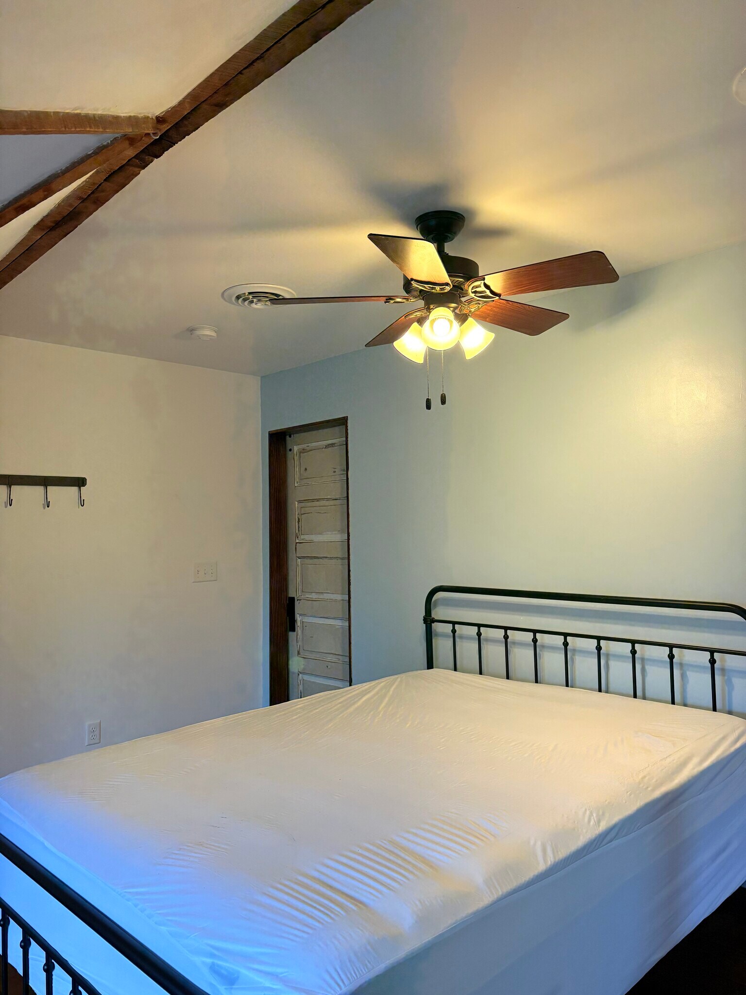 Building Photo - 920 Lafayette Ave