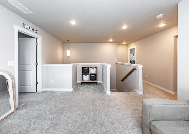 Building Photo - 7877 Buffalo Horn Dr
