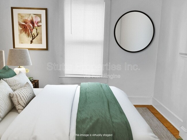 Building Photo - 1209 E Limestone St