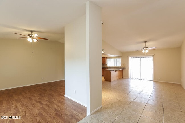 Building Photo - 3546 W Willow Ave