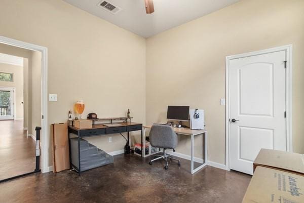 Building Photo - 172 Kaelepulu Dr