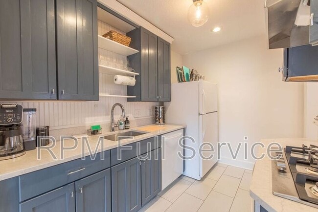 Building Photo - 2602 Acklen Ave