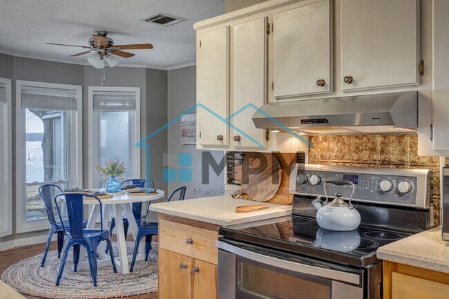Building Photo - 1589 Terral Island Rd
