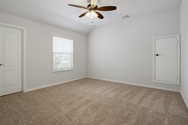 Building Photo - 812 Woodview Ct