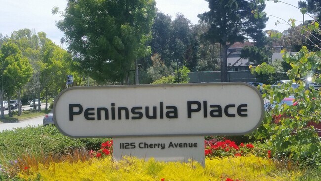 Primary Photo - MOVE-IN READY! Peaceful 1-Bedroom Top Floo...