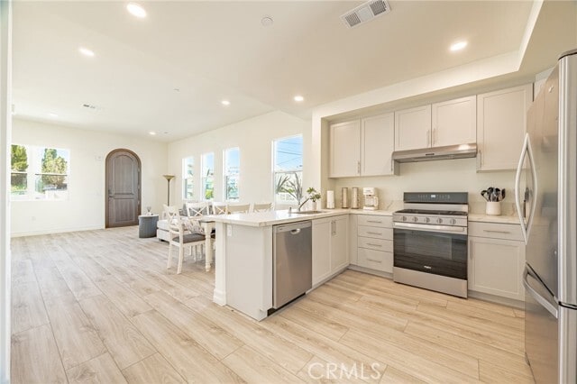 Building Photo - 160 N New Ave