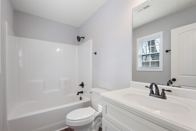 Building Photo - 253 W Watt St