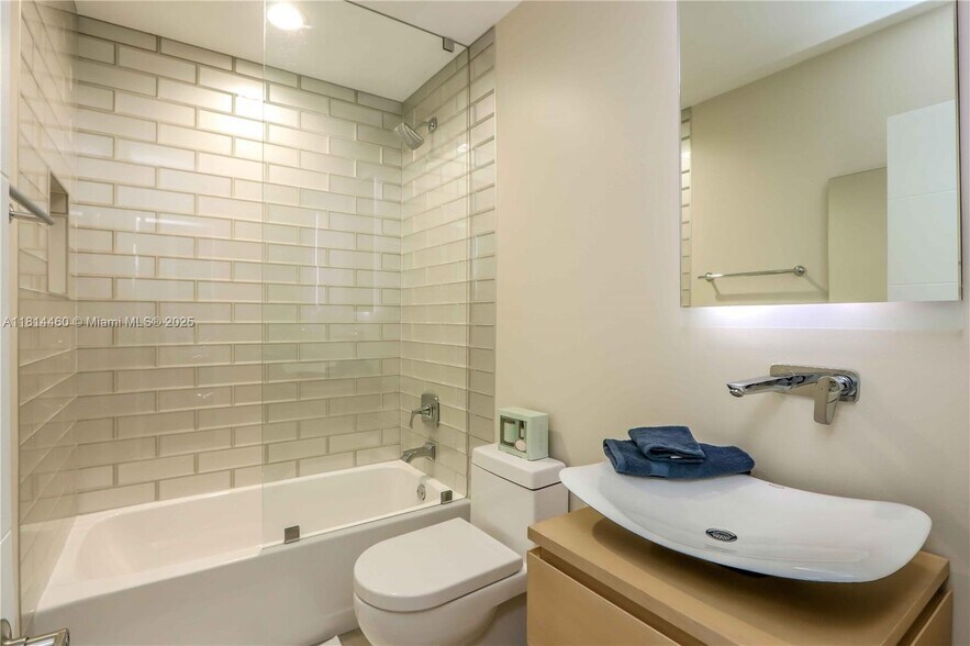 Building Photo - 16424 Briar Patch Pl