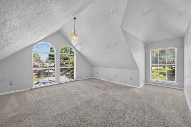 Building Photo - 305 Brazil Dr
