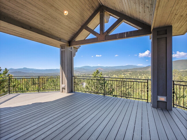 Building Photo - 30296 Snowbird Ln
