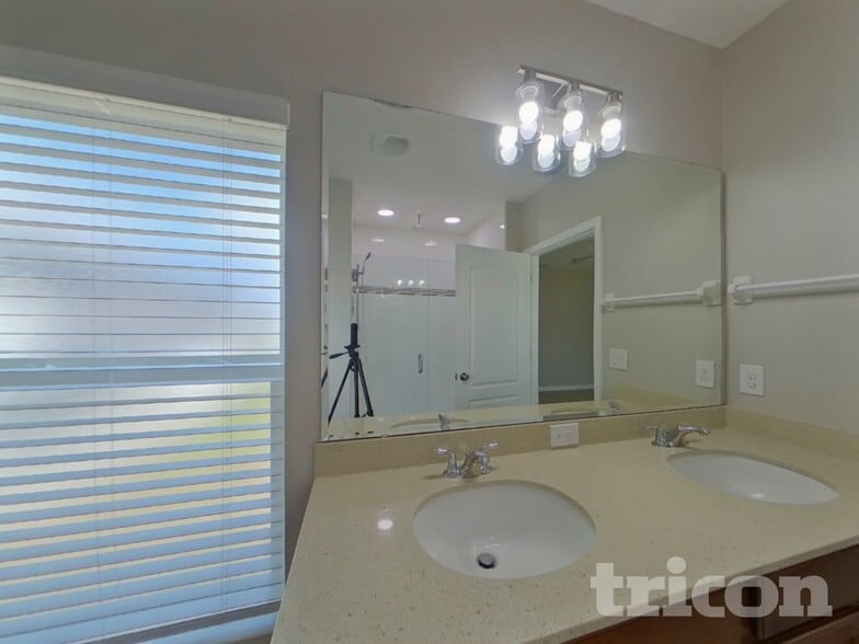 Building Photo - 4784 Marcos Cir
