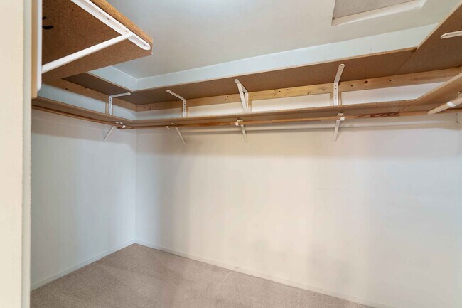 Building Photo - 1642 Caulsa Lane - Coming Soon - Available Mid May!!