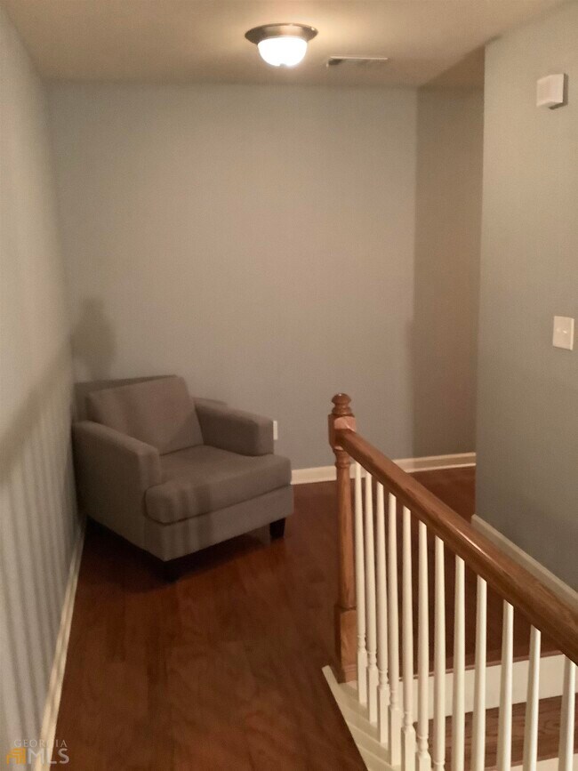 Building Photo - 1519 Creek Bend Ln NW