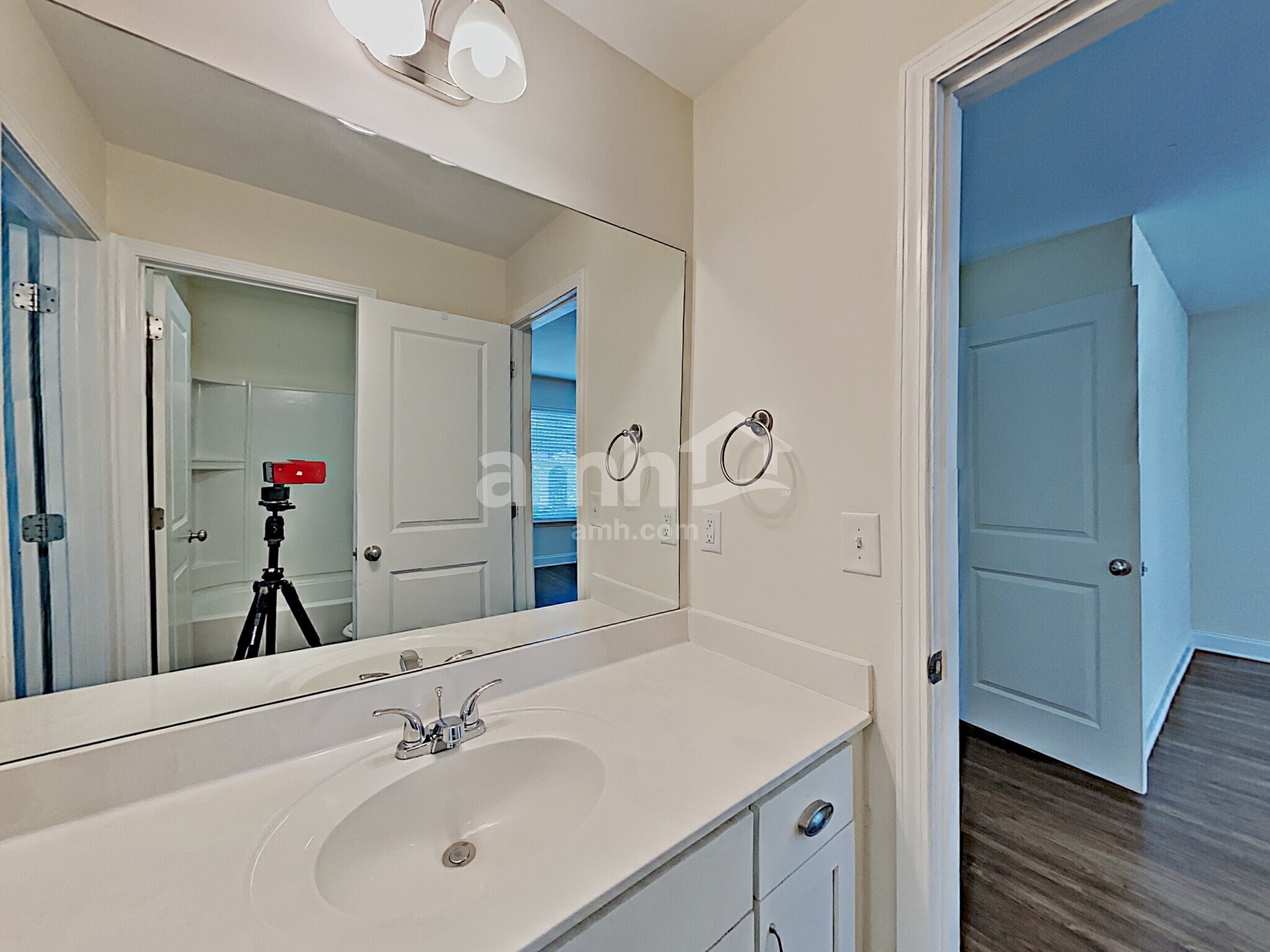 Building Photo - 2505 Beal St