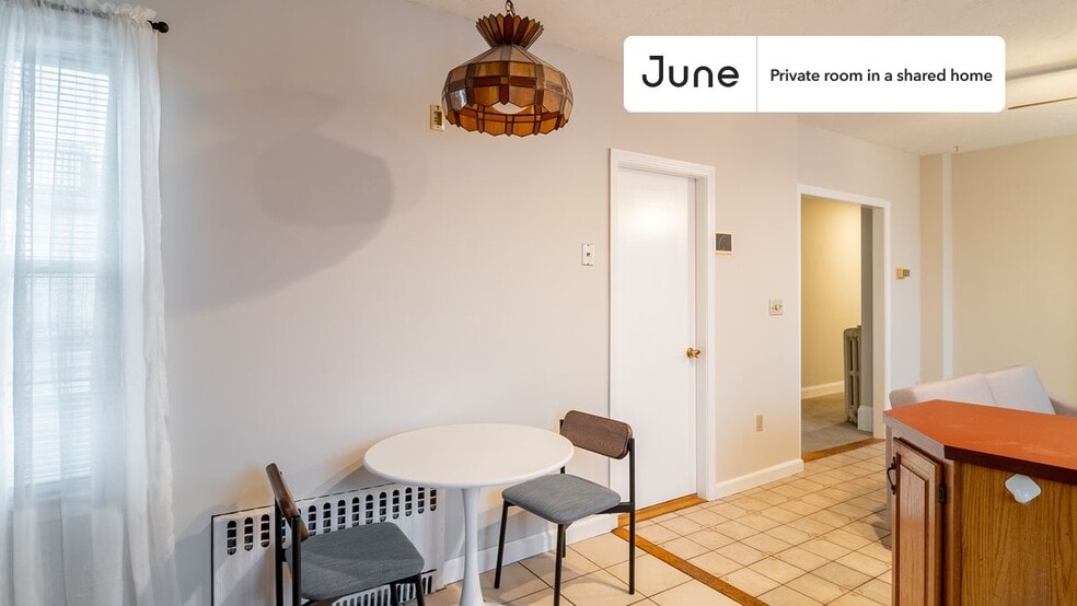 Building Photo - Room in Shared 3 bed/1 bath home in Somerville