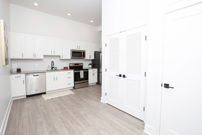Building Photo - The Roland AHR LLC