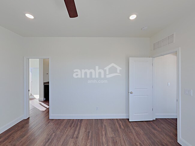 Building Photo - 2701 W 3400 S