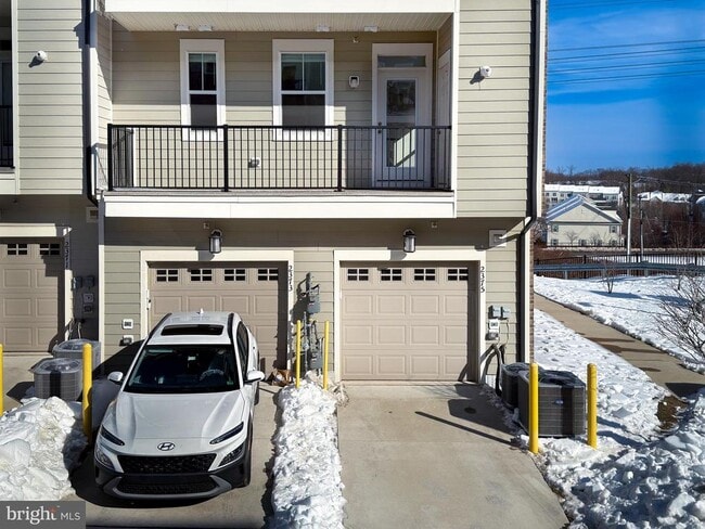 Building Photo - 2375 Stephanie Tessa Ln