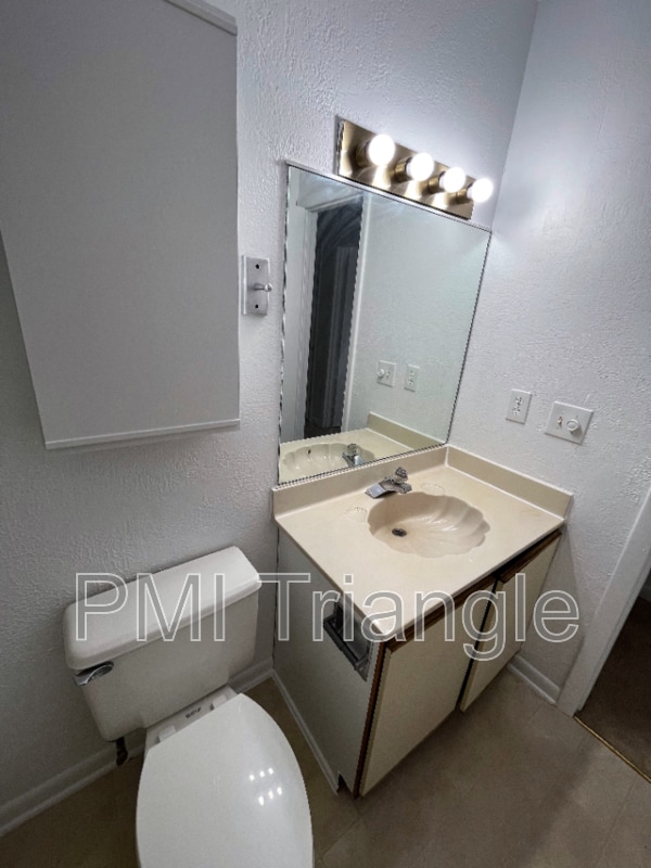 Building Photo - 101 Finley Forest Dr