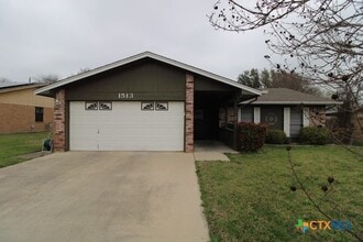 Building Photo - 1513 Missouri Ave