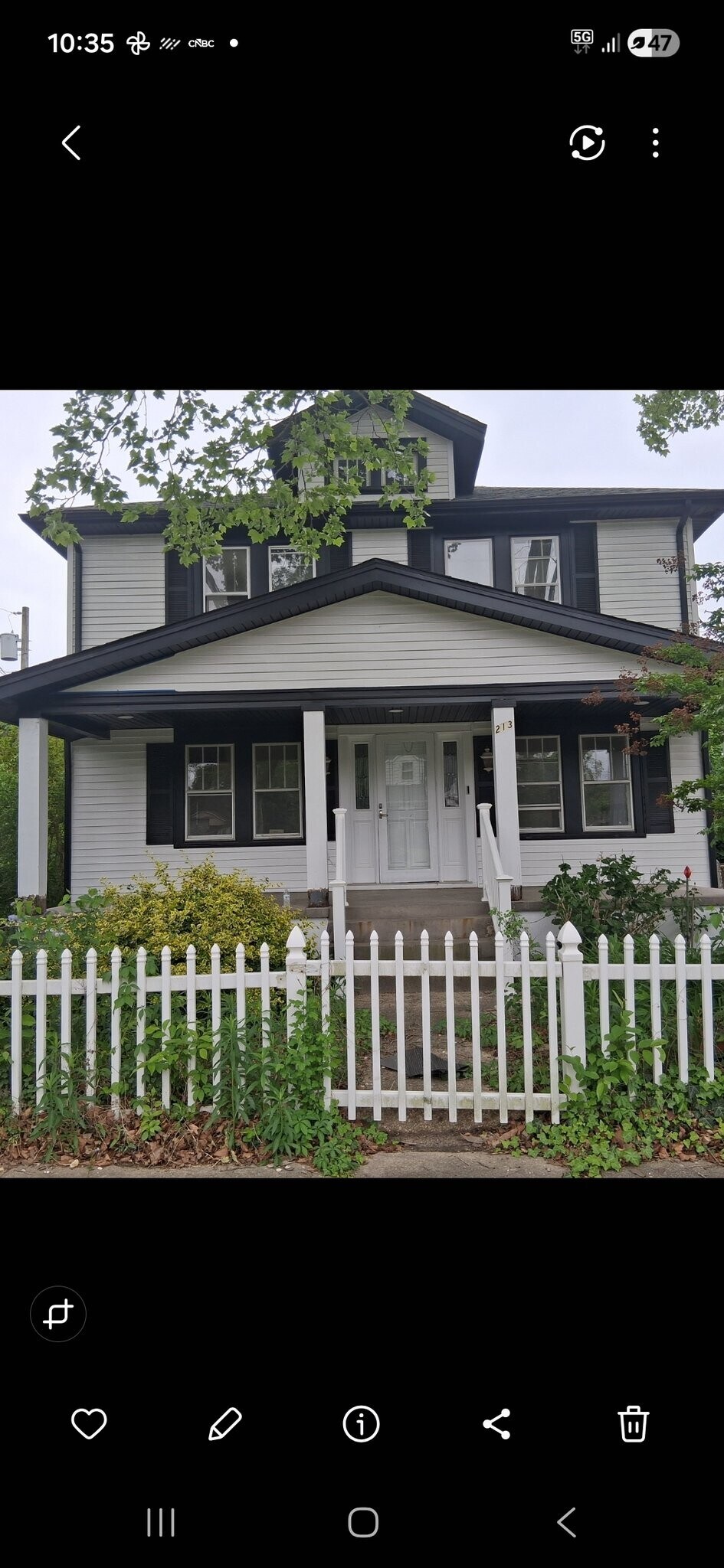 Building Photo - 213 W Quince St