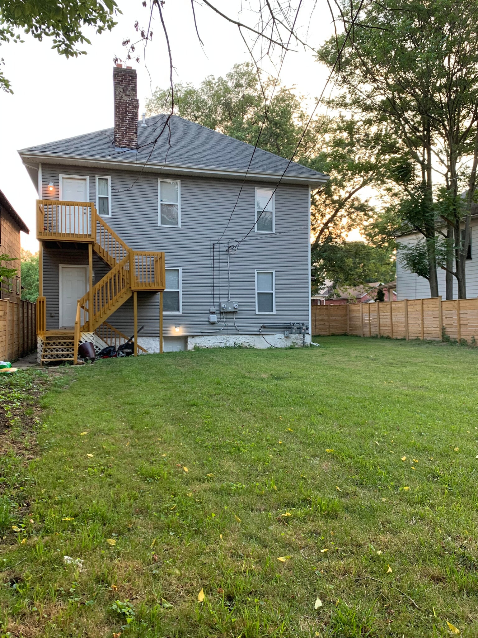 Back Yard - 886 Carpenter St