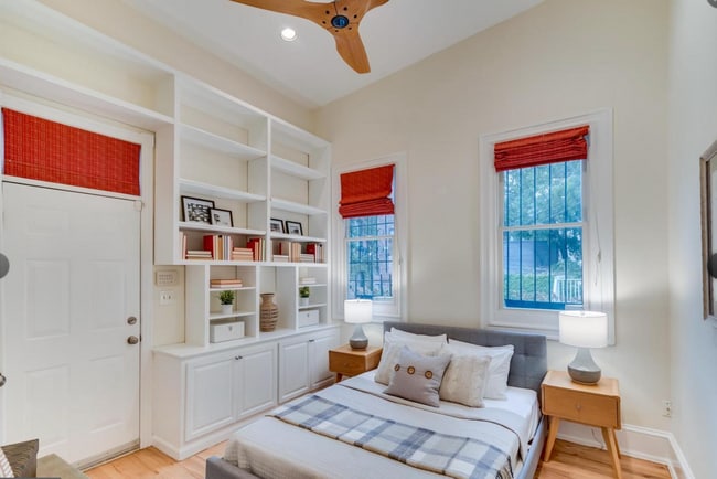 Building Photo - Stunning Condo Dupont Circle!  Pets Welcom...