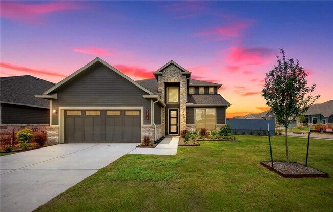 Primary Photo - 32402 Clouser Crawdad Ct