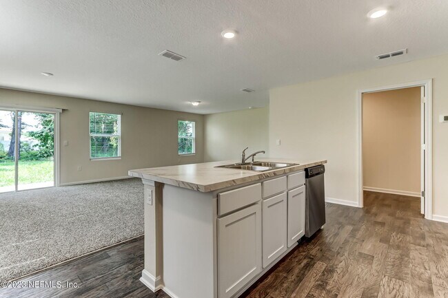 Building Photo - 3114 Lawton Pl