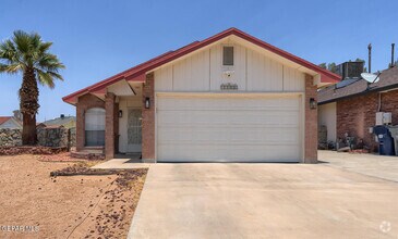 Building Photo - 11833 Imperial Gem Ave